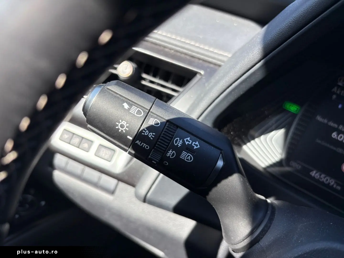 LEXUS UX 250h Style Edition  Bi-LED ACC CAM SHZ CarPla