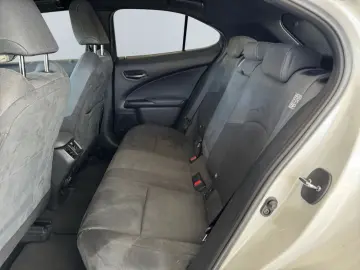 LEXUS UX 250h Style Edition  Bi-LED ACC CAM SHZ CarPla
