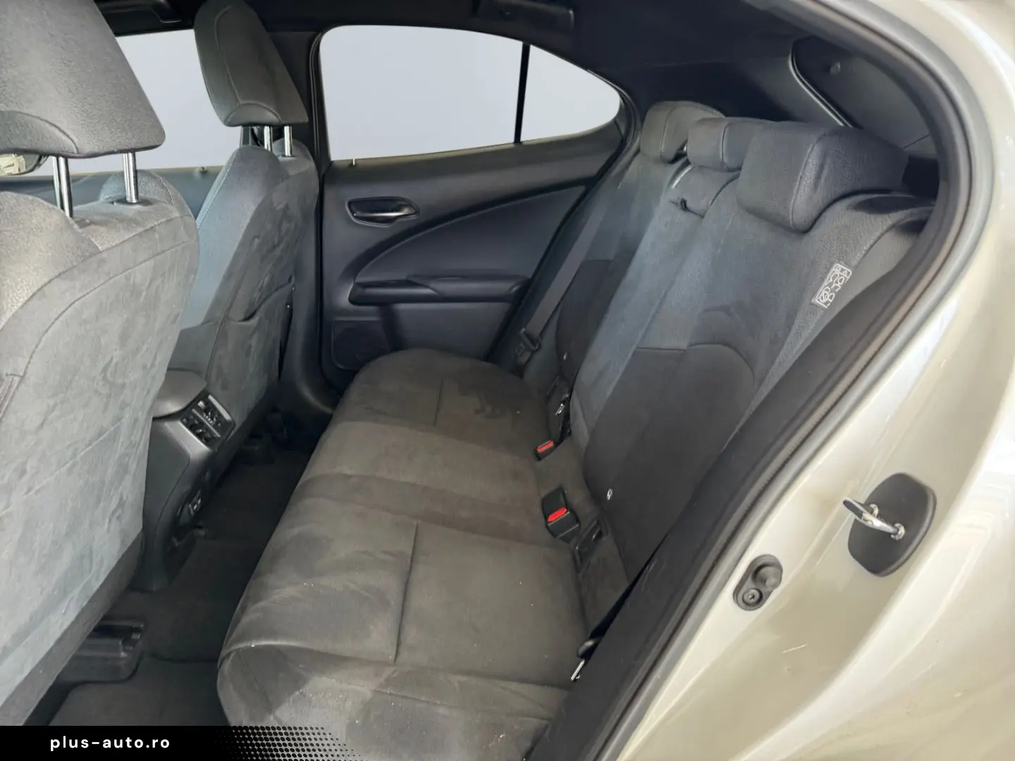 LEXUS UX 250h Style Edition  Bi-LED ACC CAM SHZ CarPla