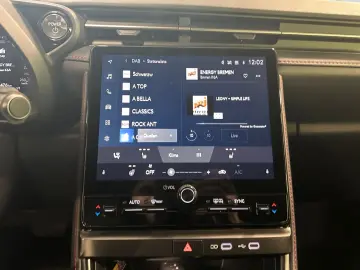 LEXUS LBX FWD Elegant Black Edition  LED el Heck Kamer