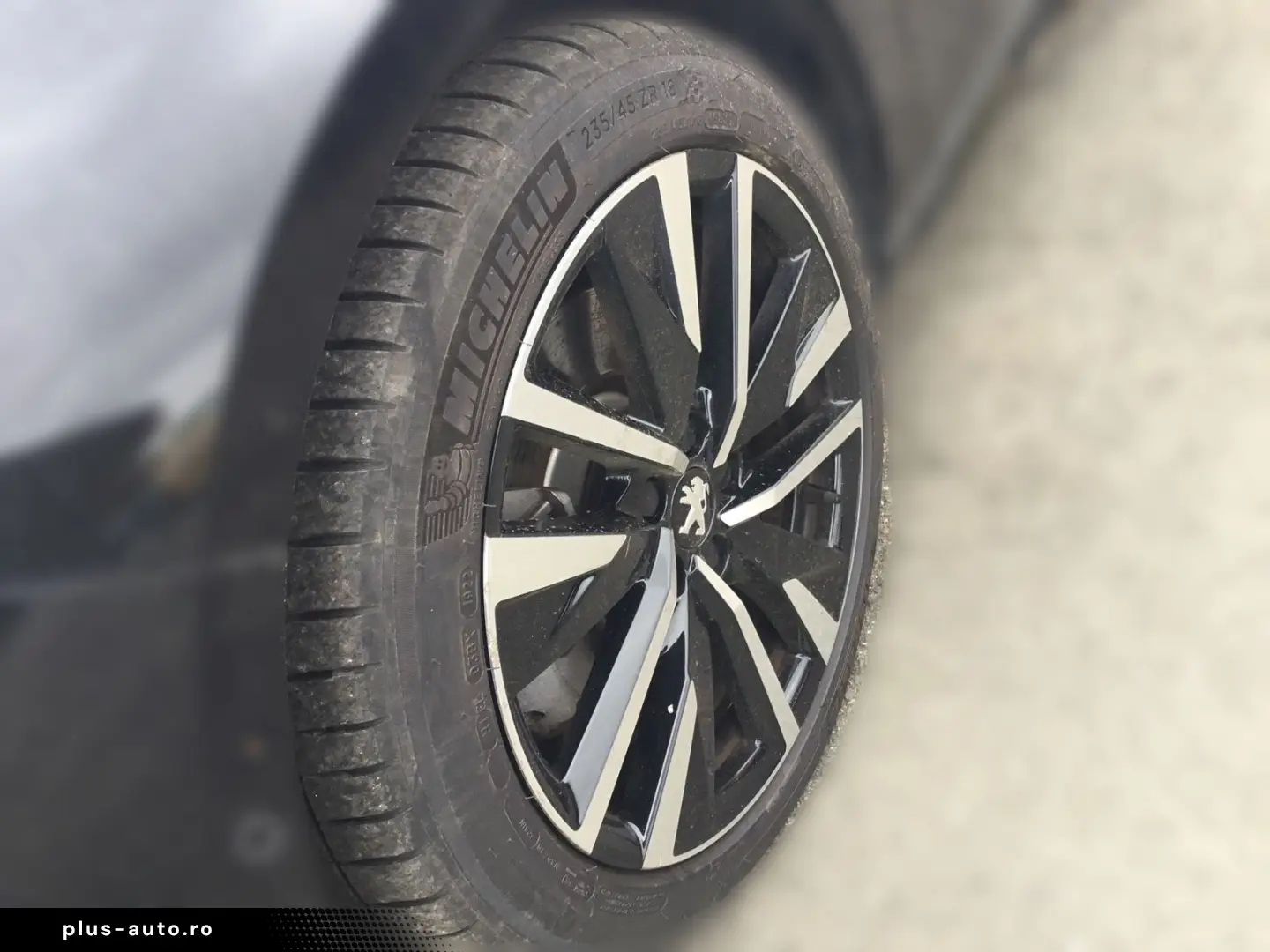 PEUGEOT 508 Hybrid 225 (Plug-In) e-EAT8 GT ACC Navi