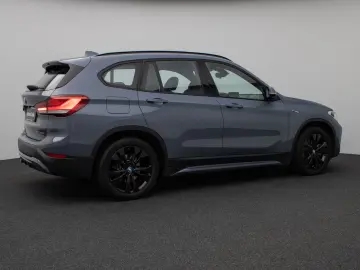 BMW X1 xD25e Sport Line Kamera HUD DAB Komfort Navi