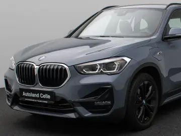 BMW X1 xD25e Sport Line Kamera HUD DAB Komfort Navi