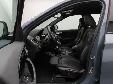 BMW X1 xD25e Sport Line Kamera HUD DAB Komfort Navi