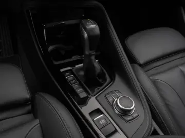BMW X1 xD25e Sport Line Kamera HUD DAB Komfort Navi