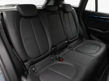 BMW X1 xD25e Sport Line Kamera HUD DAB Komfort Navi