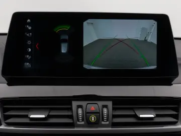 BMW X1 xD25e Sport Line Kamera HUD DAB Komfort Navi