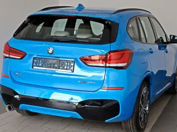 BMW X1 xDrive 25e M Sport  Leder Navi ACC HUD Kamera