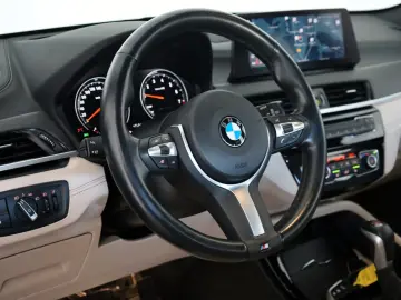 BMW X1 xDrive 25e M Sport  Leder Navi ACC HUD Kamera