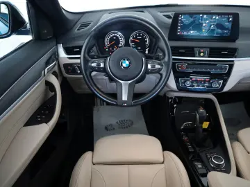 BMW X1 xDrive 25e M Sport  Leder Navi ACC HUD Kamera