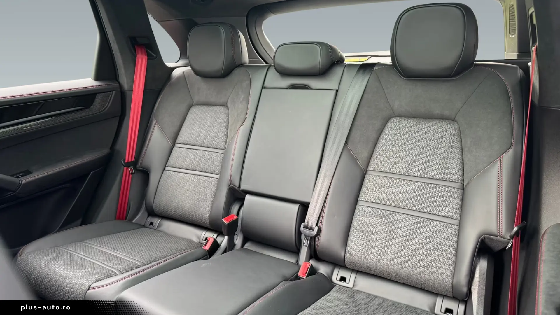 Porsche Cayenne GTS