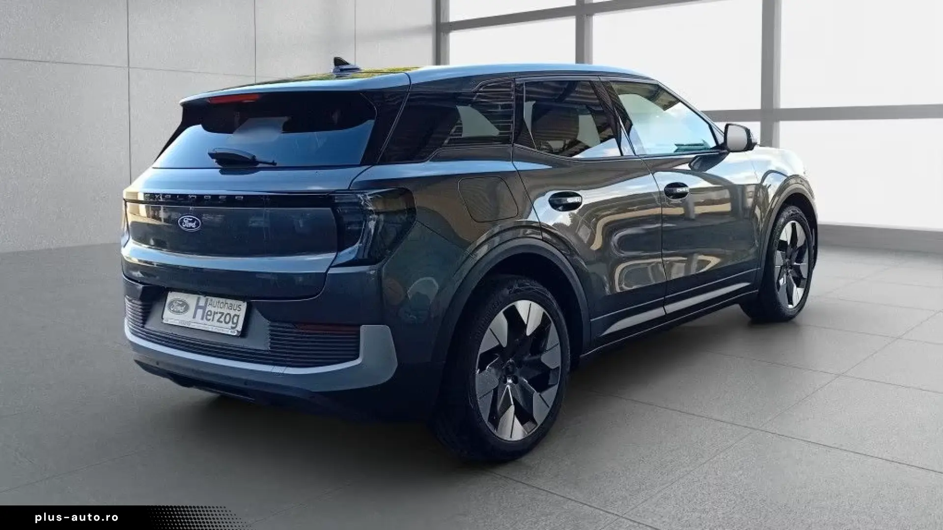 Ford Explorer Elektromotor mit Standard Range
