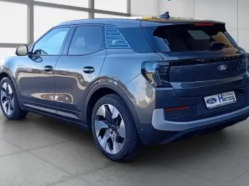 Ford Explorer Elektromotor mit Standard Range