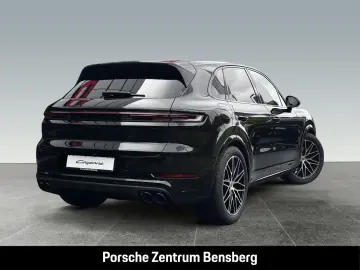 Porsche Cayenne Black Edition