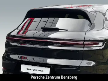 Porsche Cayenne Black Edition