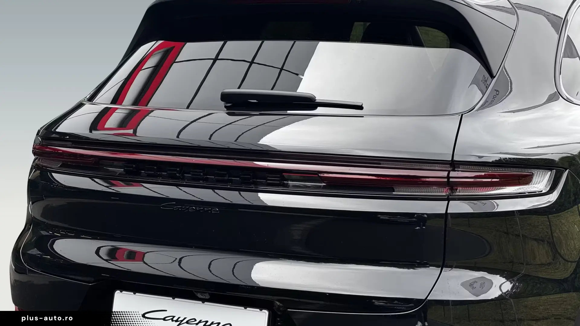 Porsche Cayenne Black Edition