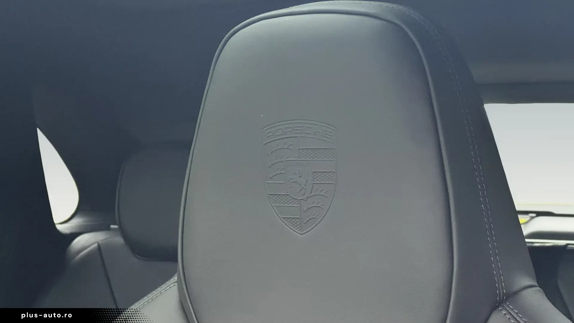 Porsche Cayenne Black Edition