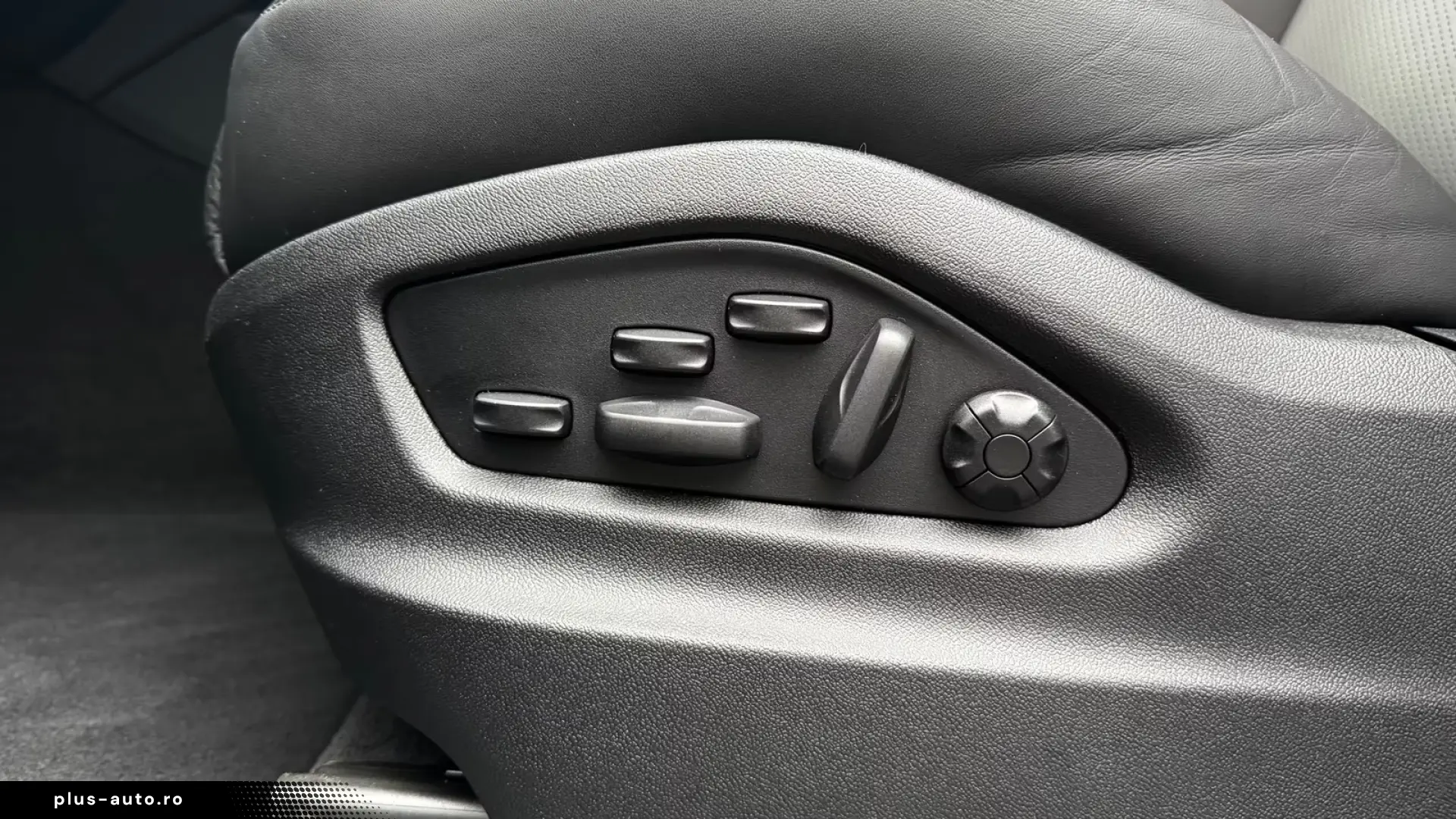 Porsche Cayenne Black Edition