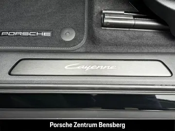 Porsche Cayenne Black Edition
