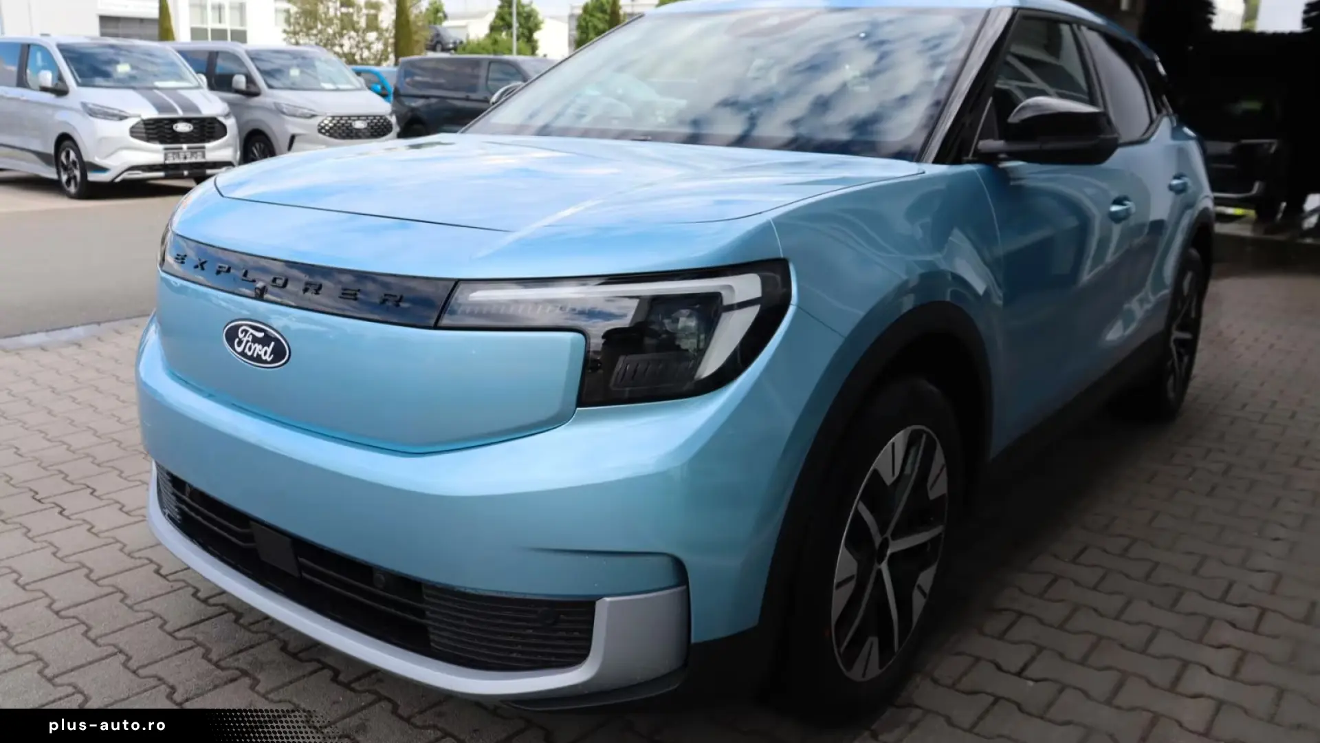 Ford Explorer Standard Range