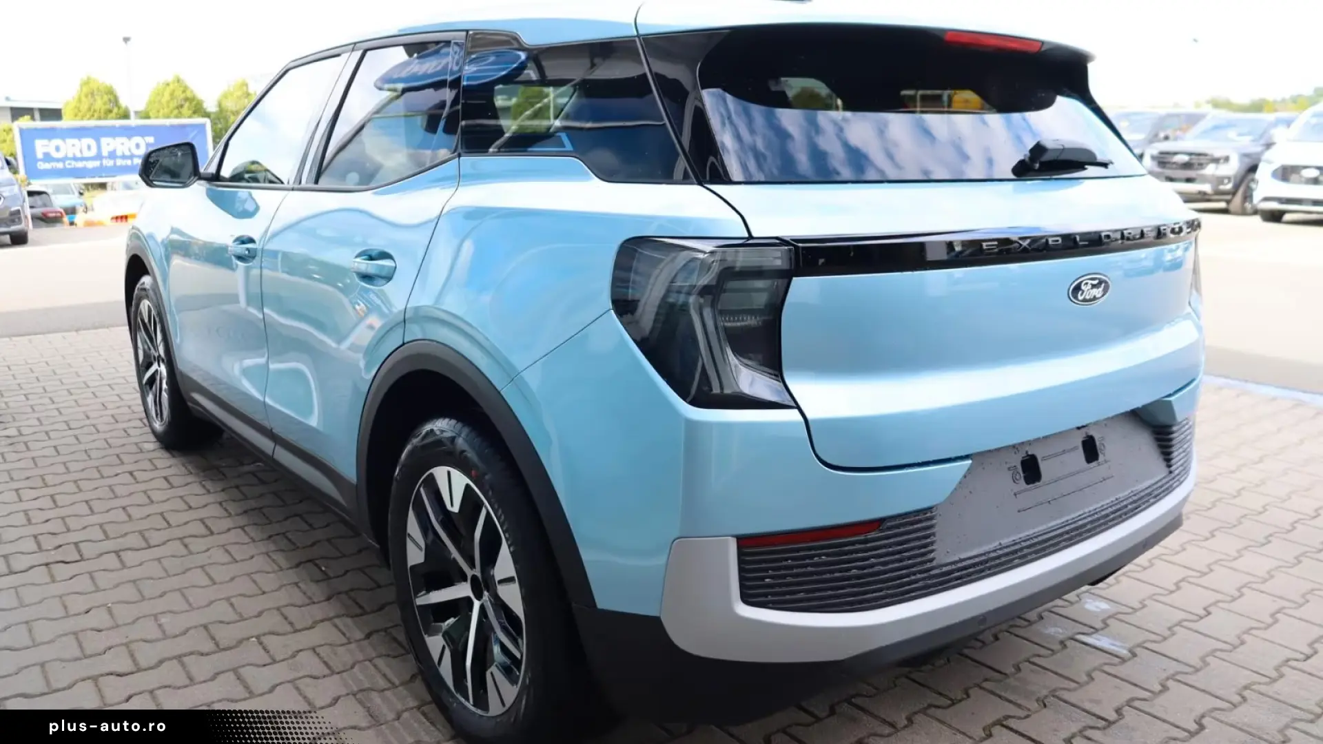 Ford Explorer Standard Range