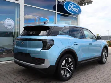 Ford Explorer Standard Range
