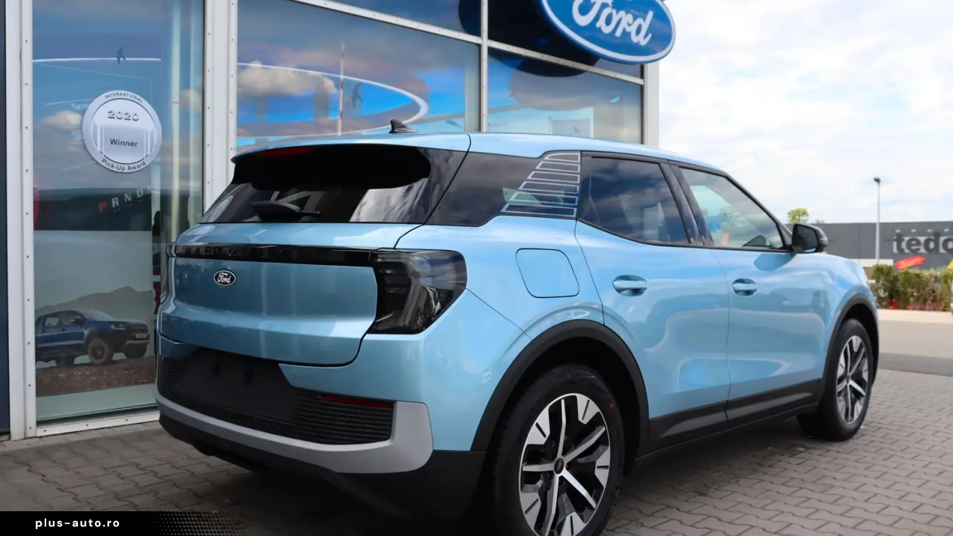 Ford Explorer Standard Range