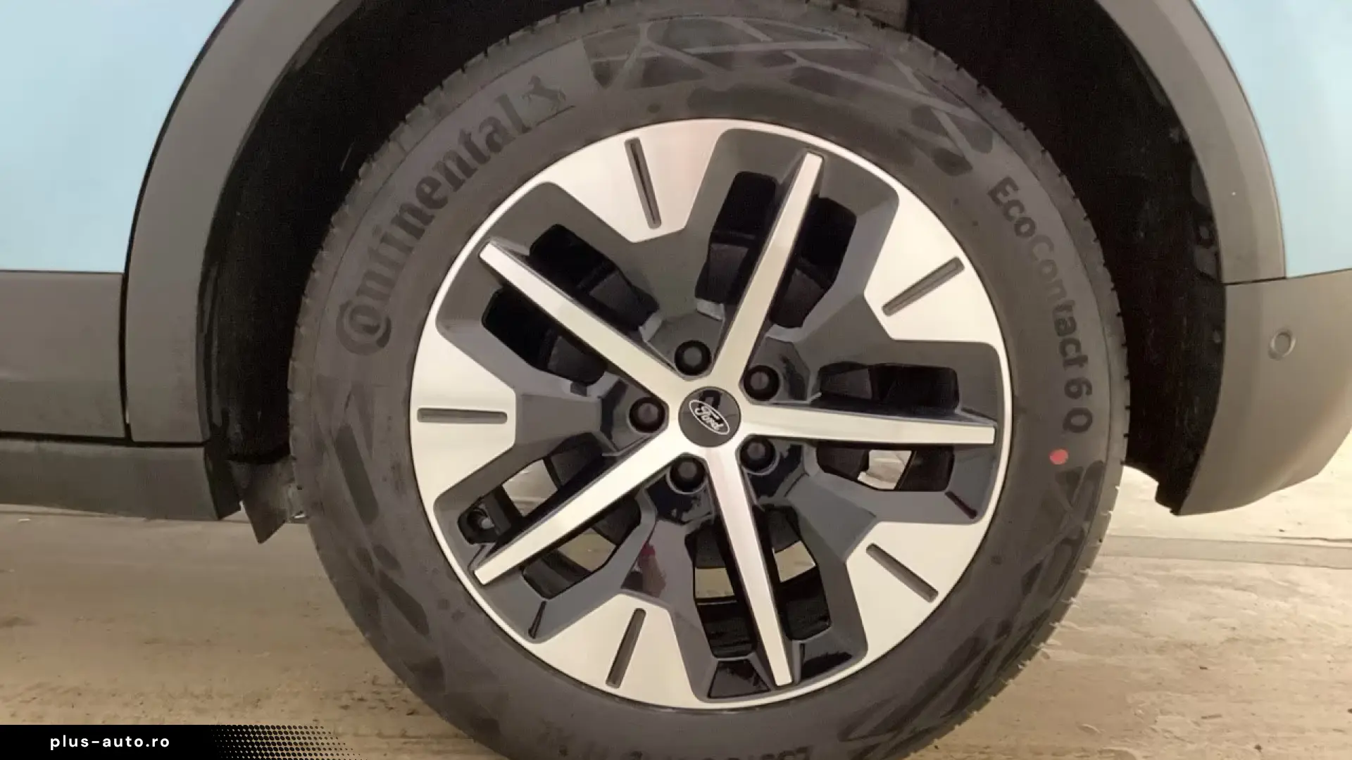Ford Explorer AWD 79kWh Auto. 360-KAMERA