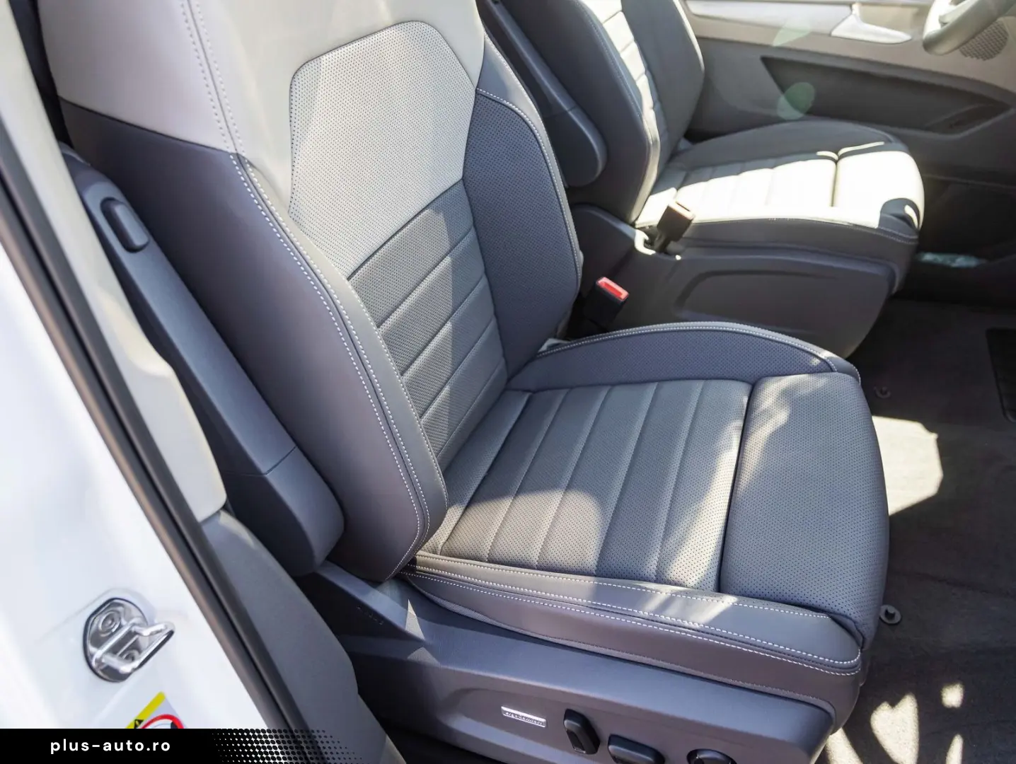 VW T7 Multivan 2.0TDI Style LR DSG Navi LED Standh