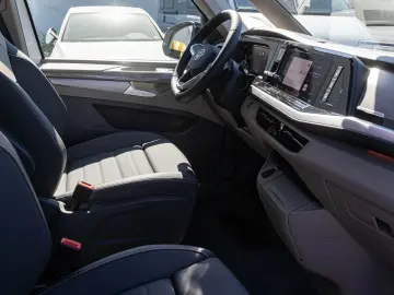 VW T7 Multivan 2.0TDI Style LR DSG Navi LED Standh