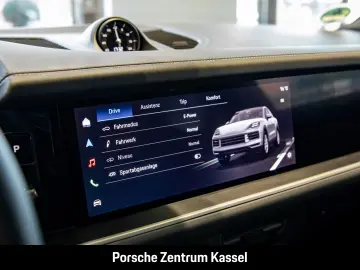 Porsche Cayenne E-Hybrid Coupe Black Edition