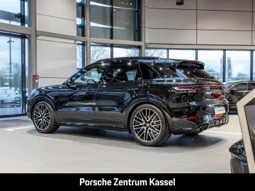 Porsche Cayenne Black Edition