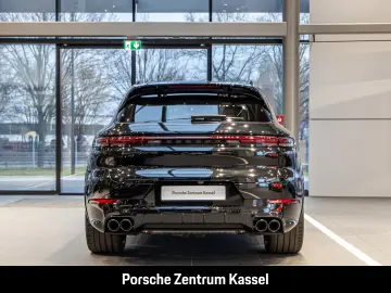 Porsche Cayenne Black Edition