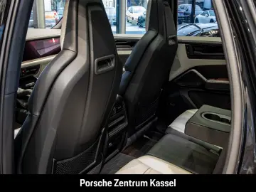 Porsche Cayenne Black Edition