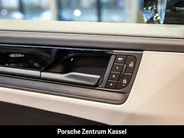 Porsche Cayenne Black Edition