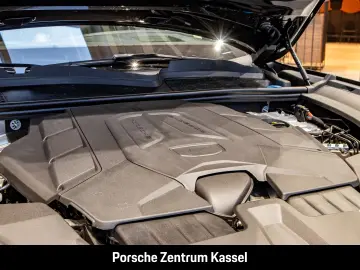 Porsche Cayenne Black Edition