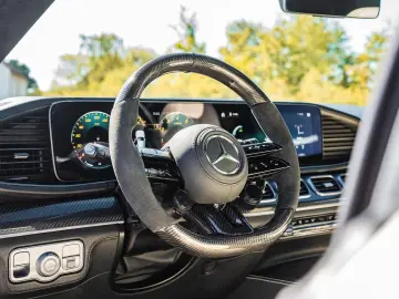Mercedes Benz GLE63AMG Brabus 900  1 of 25