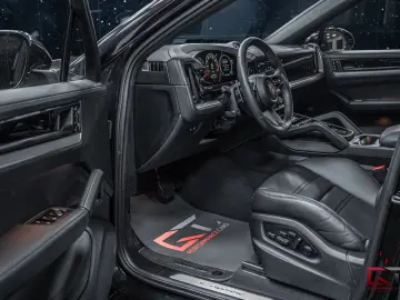 PORSCHE Cayenne S E-Hyb Coupé FACELIFT SpDesign 18way