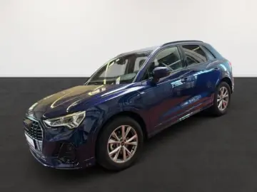 AUDI Q3 35 TFSI S line S-tronic Pano SONOS VirtualCoc