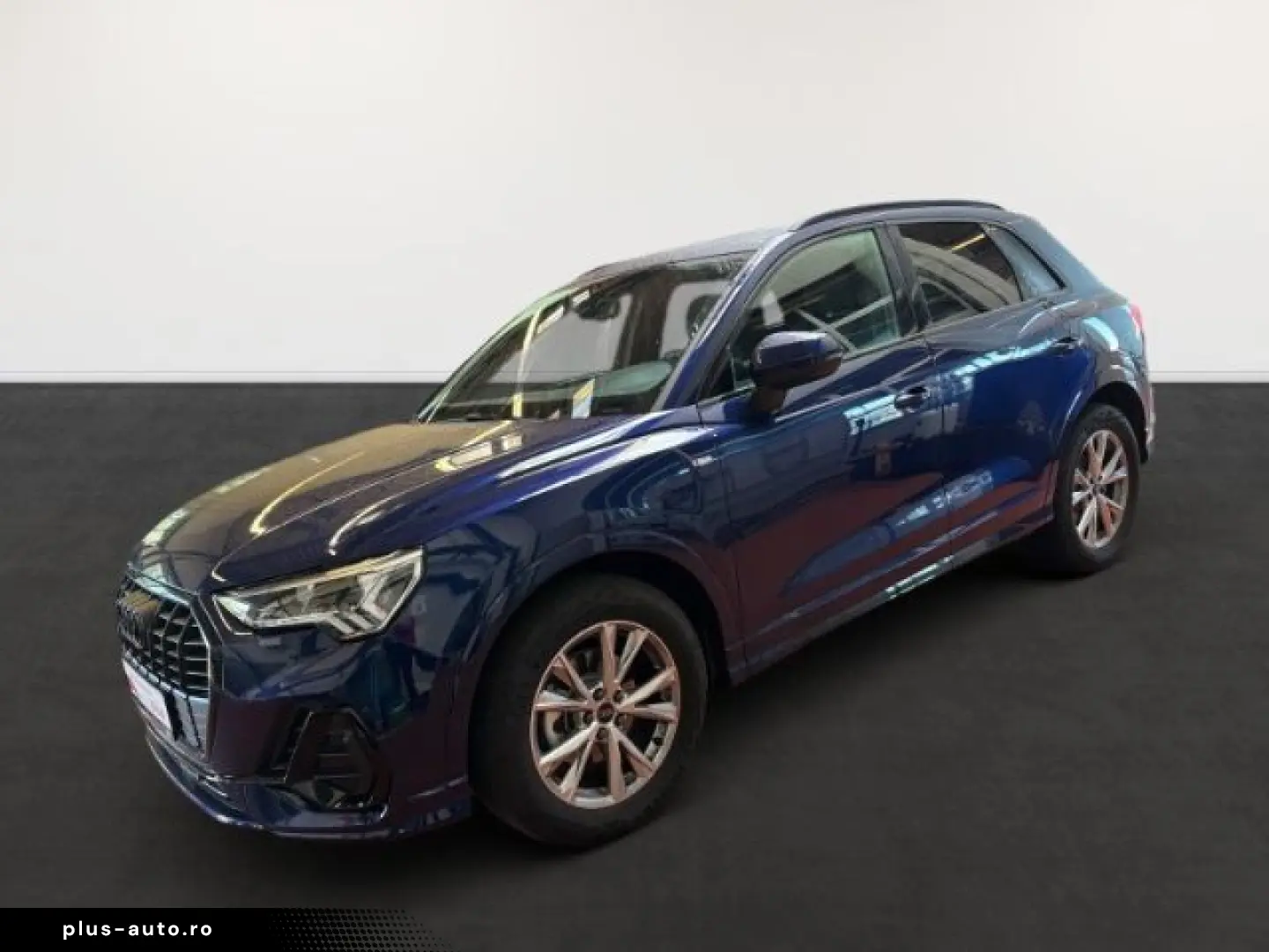 AUDI Q3 35 TFSI S line S-tronic Pano SONOS VirtualCoc