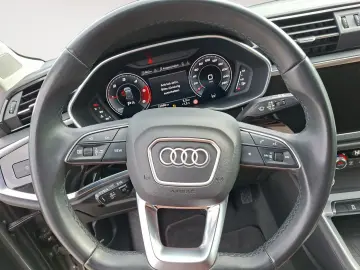 AUDI Q3 35 2.0 TDI S-Line 2xKlima ACC AHK AUT KeyLess