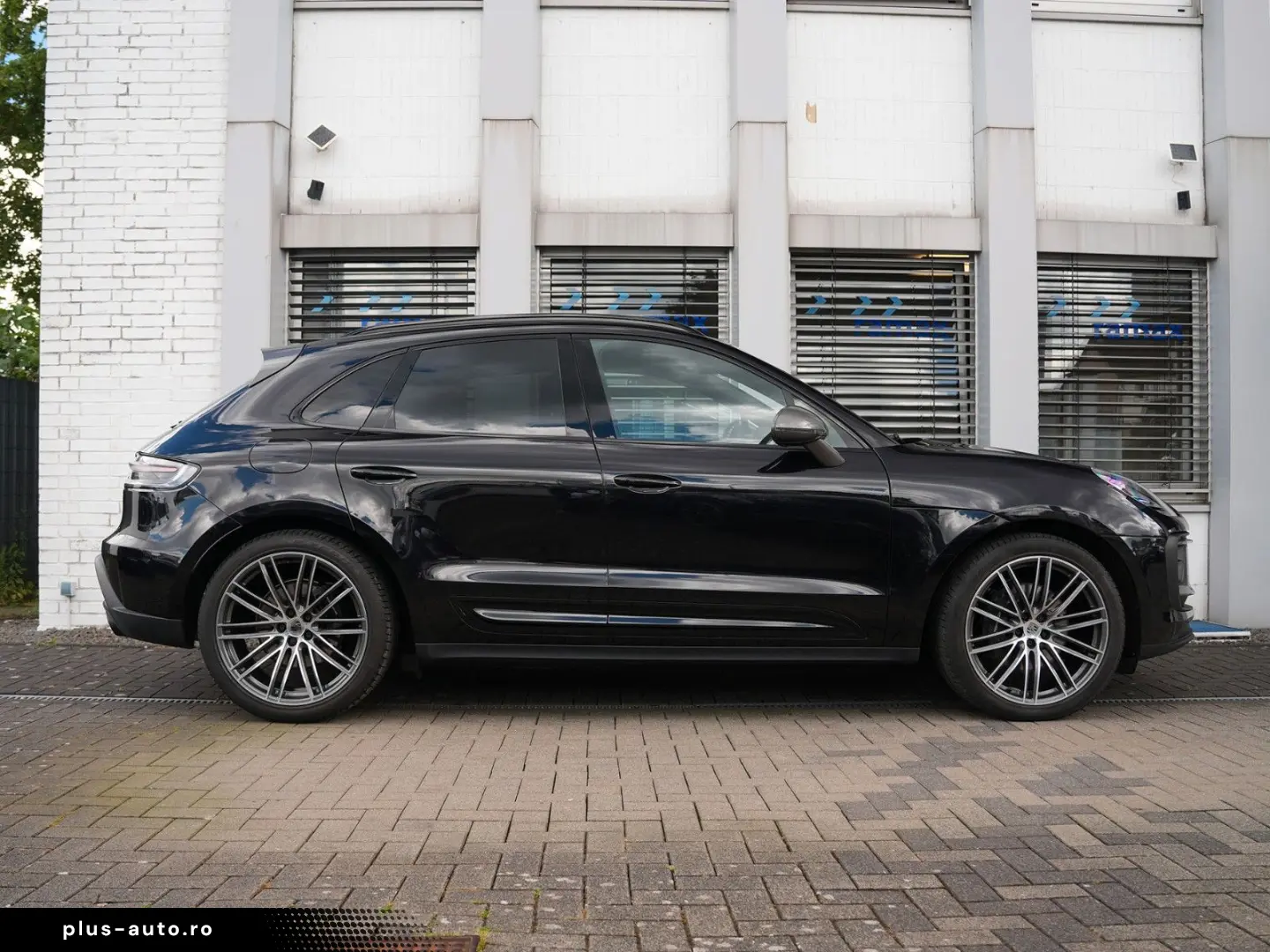 PORSCHE Macan T ACC-LUFTF.-PANO-SPORTABGAS.-21TURBO-VOLL