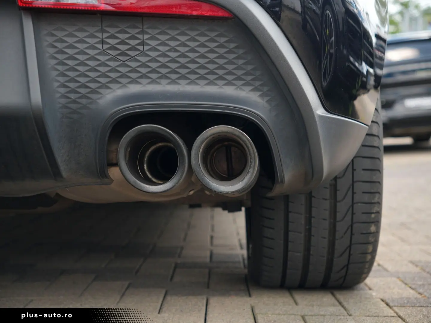 PORSCHE Macan T ACC-LUFTF.-PANO-SPORTABGAS.-21TURBO-VOLL