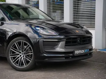 PORSCHE Macan T ACC-LUFTF.-PANO-SPORTABGAS.-21TURBO-VOLL