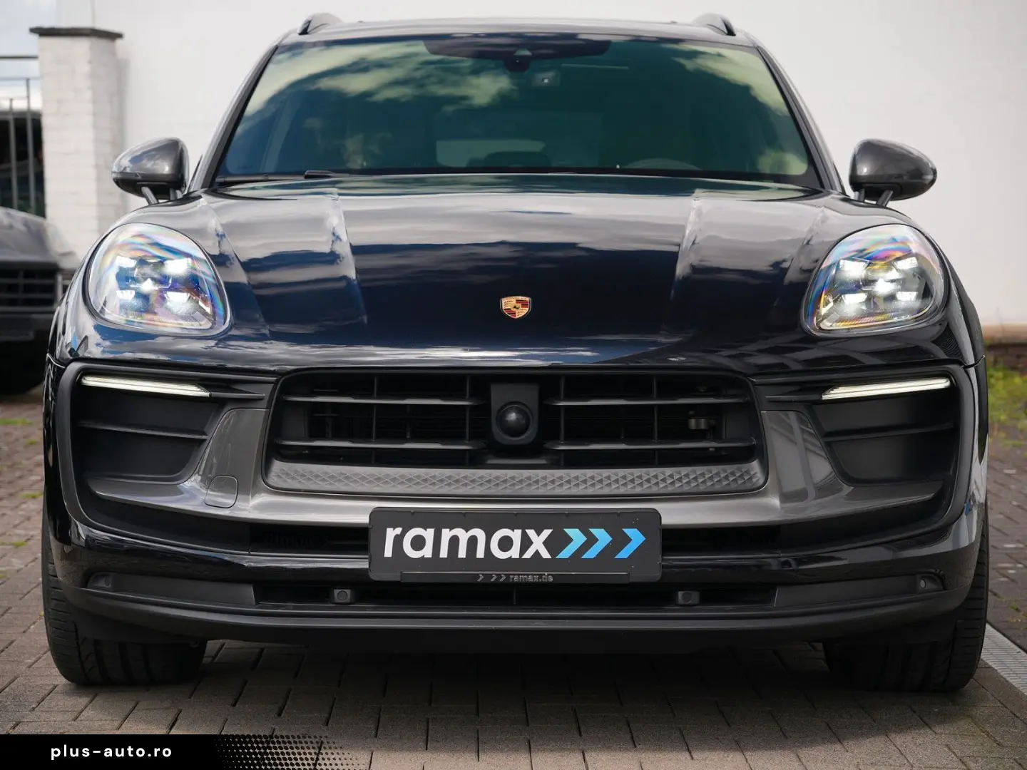 PORSCHE Macan T ACC-LUFTF.-PANO-SPORTABGAS.-21TURBO-VOLL