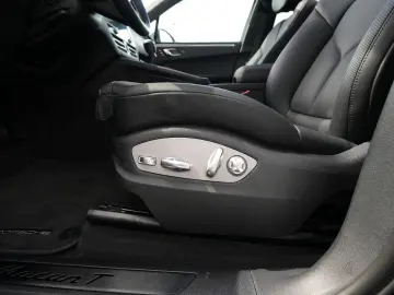 PORSCHE Macan T ACC-LUFTF.-PANO-SPORTABGAS.-21TURBO-VOLL