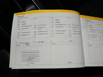 PORSCHE Macan T ACC-LUFTF.-PANO-SPORTABGAS.-21TURBO-VOLL