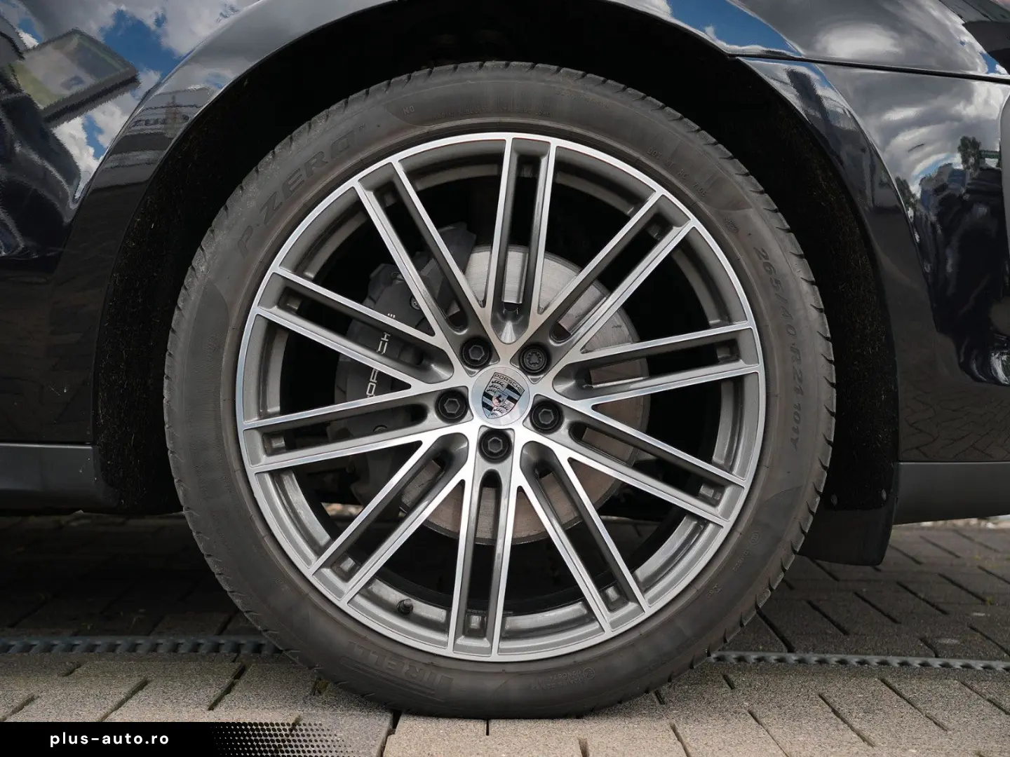 PORSCHE Macan T ACC-LUFTF.-PANO-SPORTABGAS.-21TURBO-VOLL