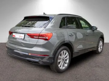 AUDI Q3 advanced 35TDI NAVI LED AHK ACC PDC SHZ LEDER