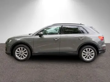 AUDI Q3 advanced 35TDI NAVI LED AHK ACC PDC SHZ LEDER